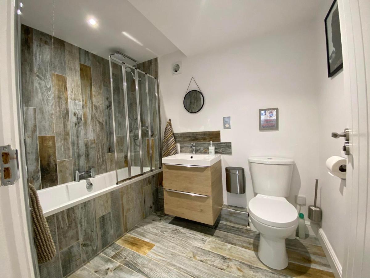 Starboard Side Brixham - Ideal Seaside Getaway With Parking المظهر الخارجي الصورة