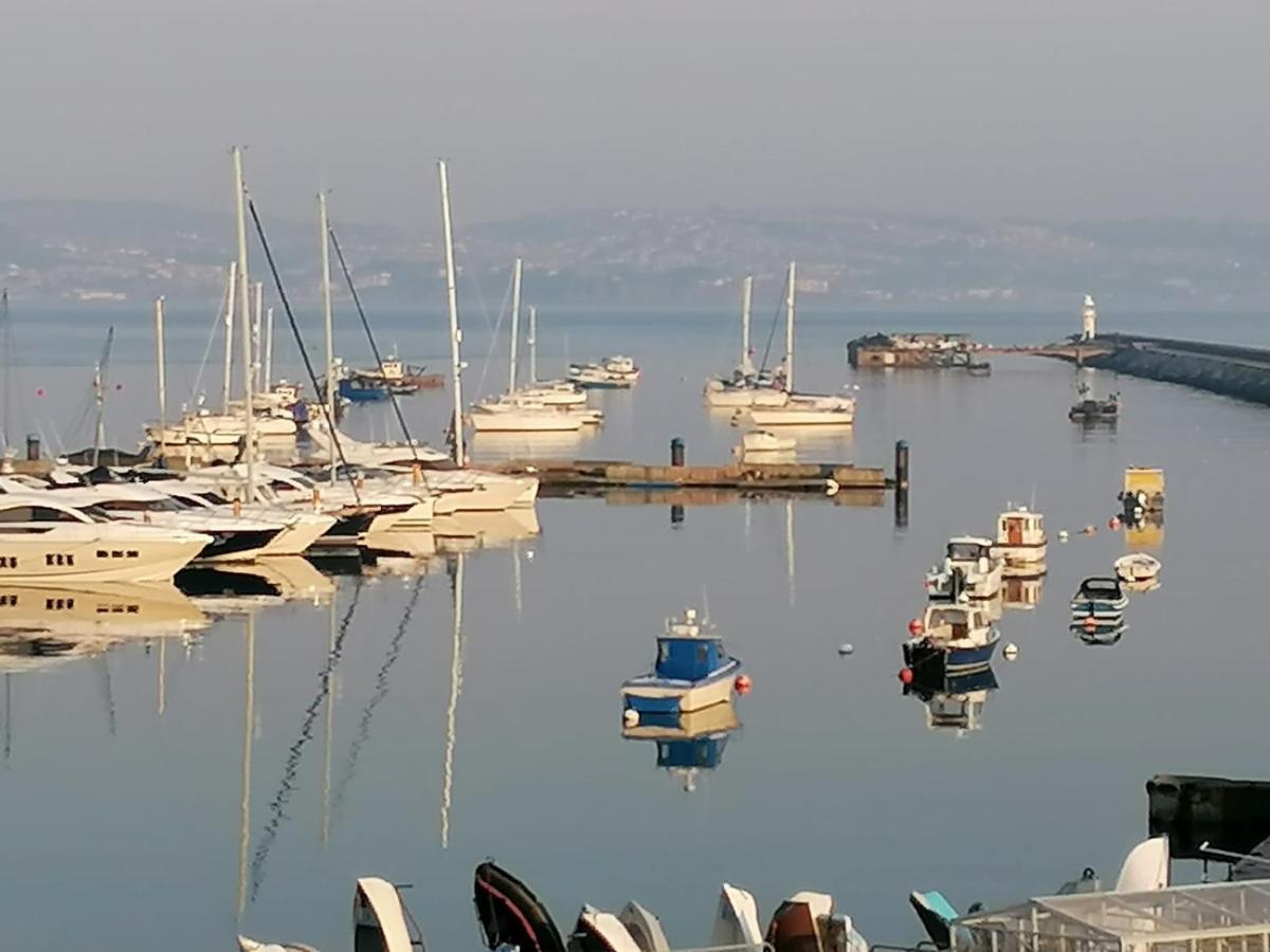 Starboard Side Brixham - Ideal Seaside Getaway With Parking المظهر الخارجي الصورة